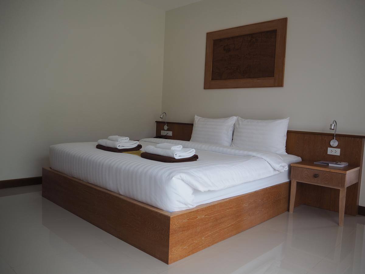 โรงแรมคริสตัล ละไม Lamai Beach (Koh Samui)