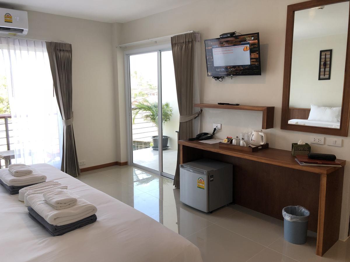 โรงแรมคริสตัล ละไม 3*