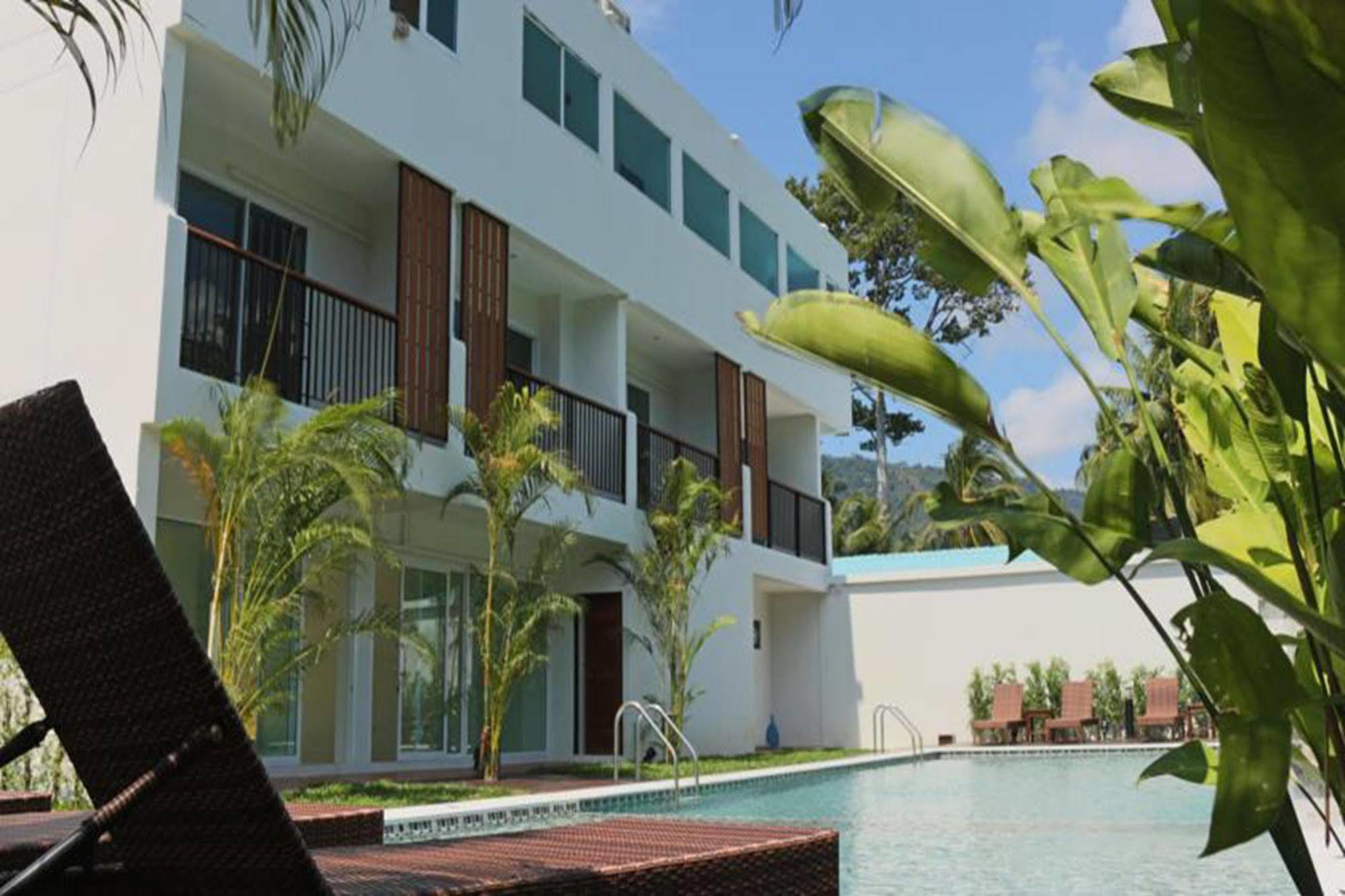 โรงแรม โรงแรมคริสตัล ละไม